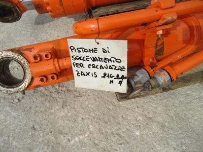 Lifting piston for Hitachi ZAXIS 210N-240N sold by OLM 90 Srl