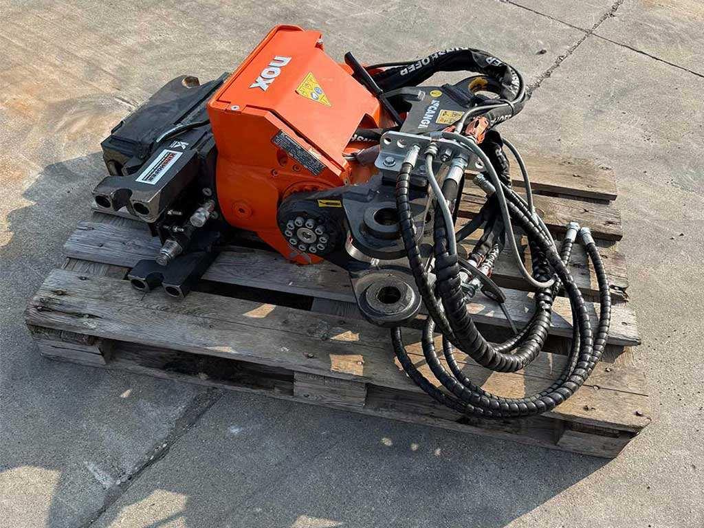 Nox Quick coupler tiltrotator Photo 3