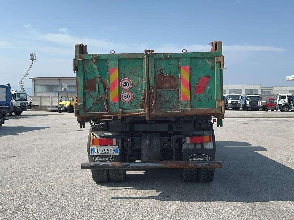Renault 340 Photo 24