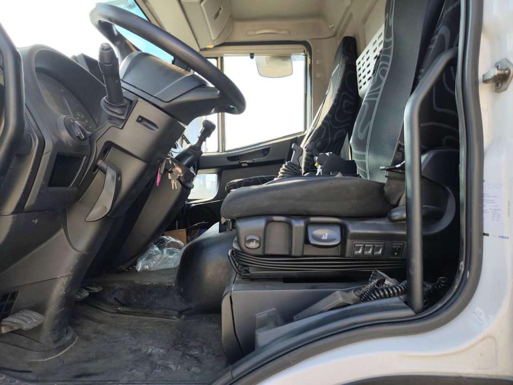 Iveco EUROCARGO 160-280 Photo 26