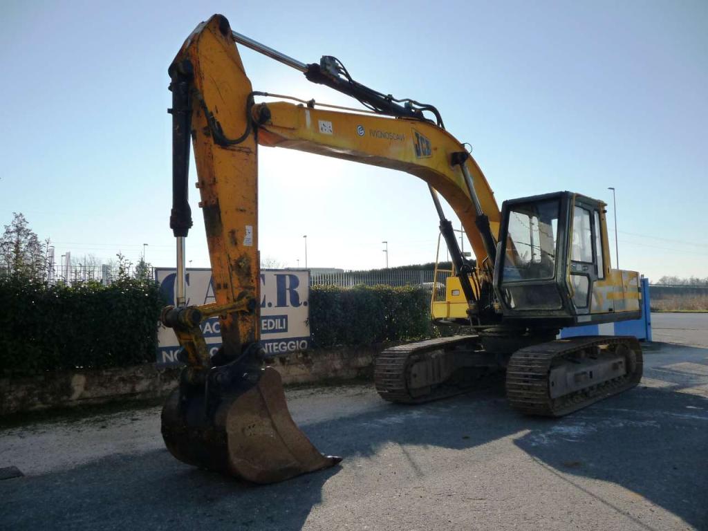 JCB JS 150 LC Photo 4