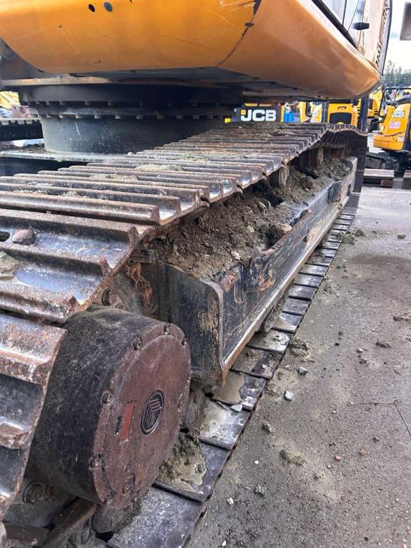 JCB JS 220 TAB Photo 12