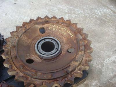 Drive wheel hub for FIAT ALLIS - DOZER FL10B - FL10C - AD10C sold by OLM 90 Srl