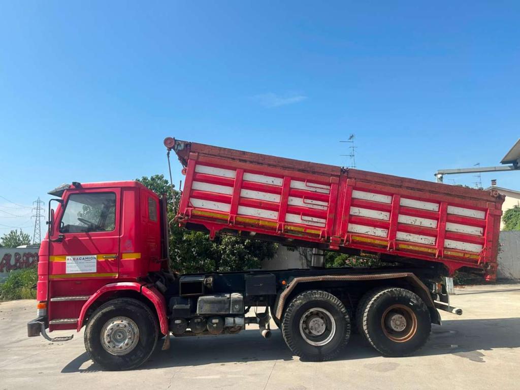 Scania 142 Photo 10