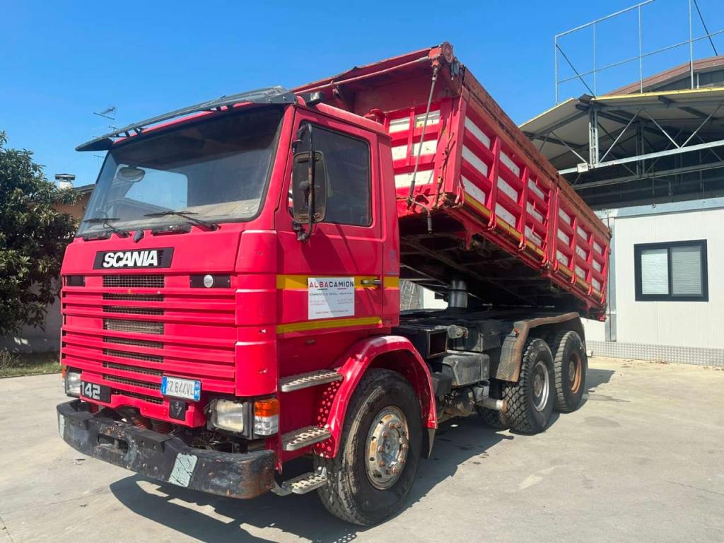 Scania 142 Photo 8