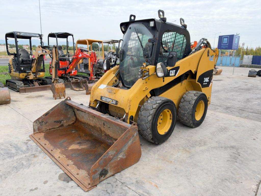 Caterpillar 246C Photo 1
