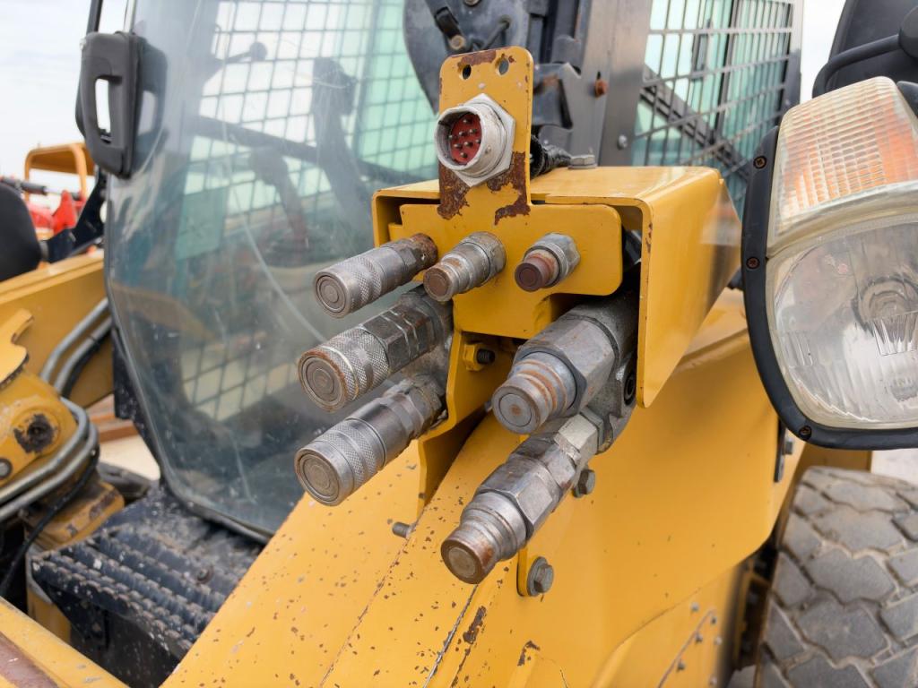 Caterpillar 246C Photo 6