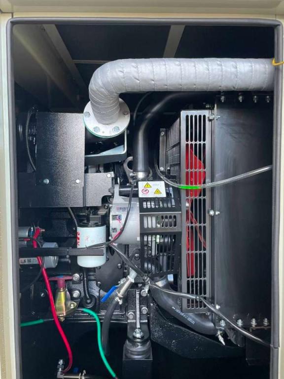 Cummins 4BTA3.9-G11 - 88 kVA Generator - DPX-19834 Photo 9