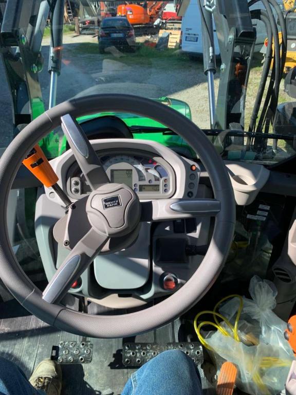 Deutz - Fahr 5075 GS Photo 8