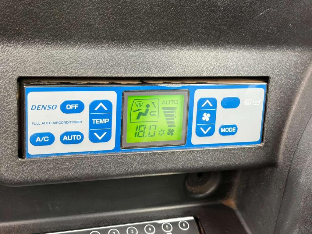 Takeuchi TB295W-1 Photo 27