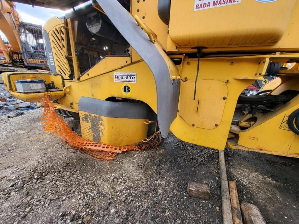 Volvo rear frame 11177800 for Volvo L110E, L120E Photo 1