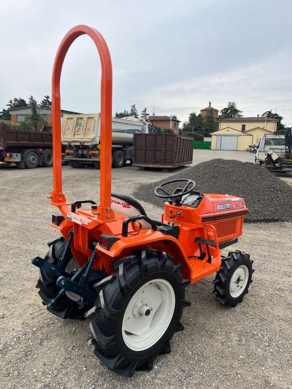 Kubota B1-15 Bulltra Photo 3
