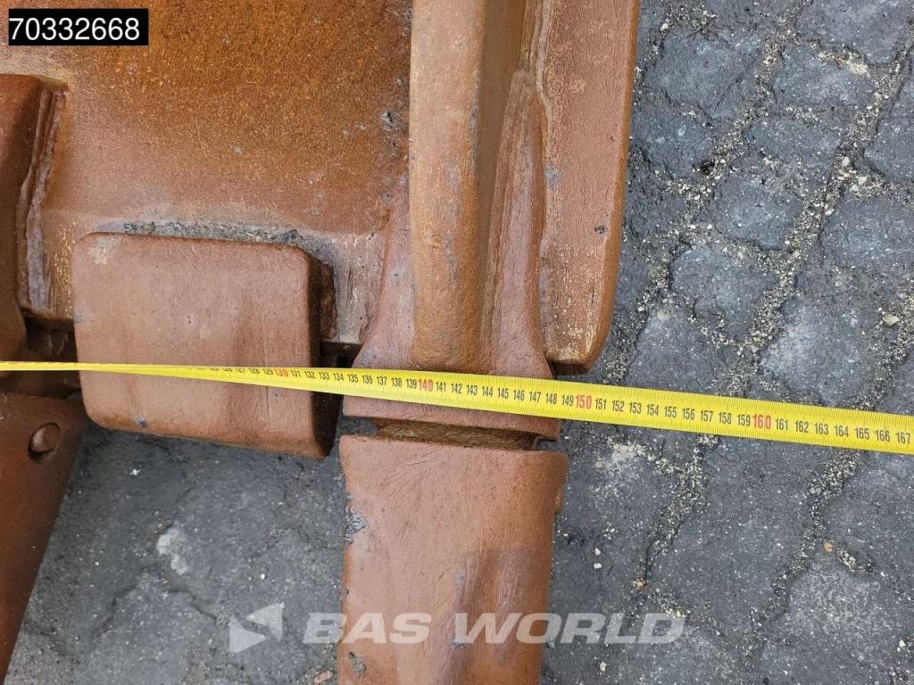 Volvo EC380 E L Photo 11