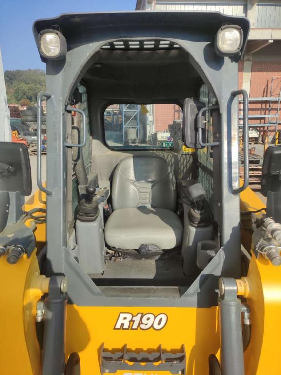 Gehl R190 Photo 5