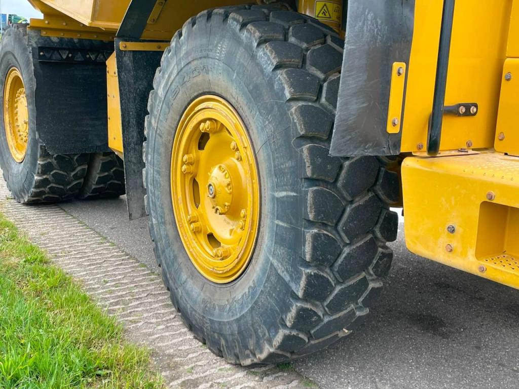 Caterpillar 770G Photo 18