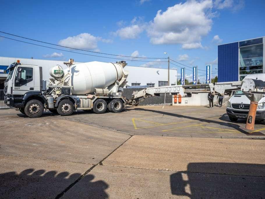 Iveco TRAKKER 400+BAND/TAPIS/BELT T40 Photo 2