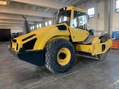 Bomag BW211 D 4 sold by Commerciale Adriatica Srl