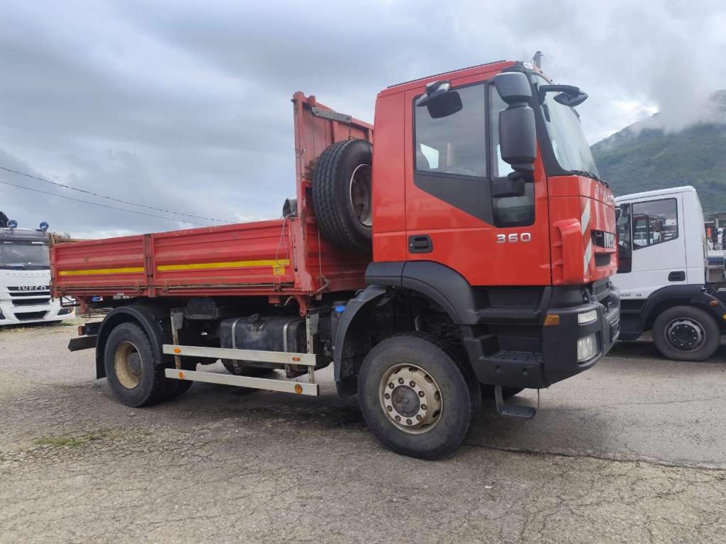 Iveco TRAKKER 190T36 Photo 12