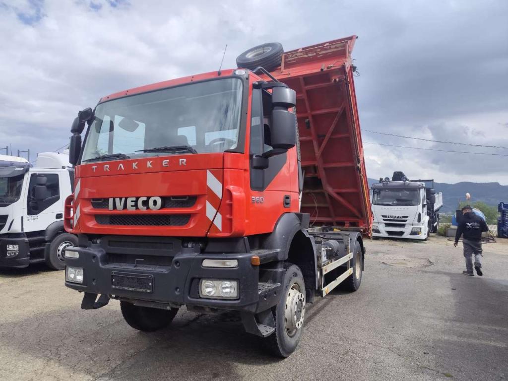 Iveco TRAKKER 190T36 Photo 22