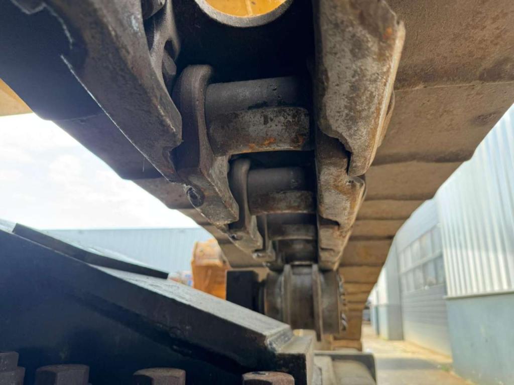 Caterpillar 352F Photo 15