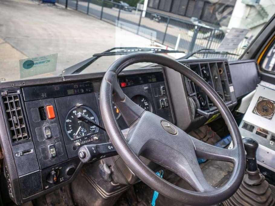 Mercedes-Benz SK 2531-6X2-PATA/BITUMEN/ASFALT/GOUDRON Photo 5