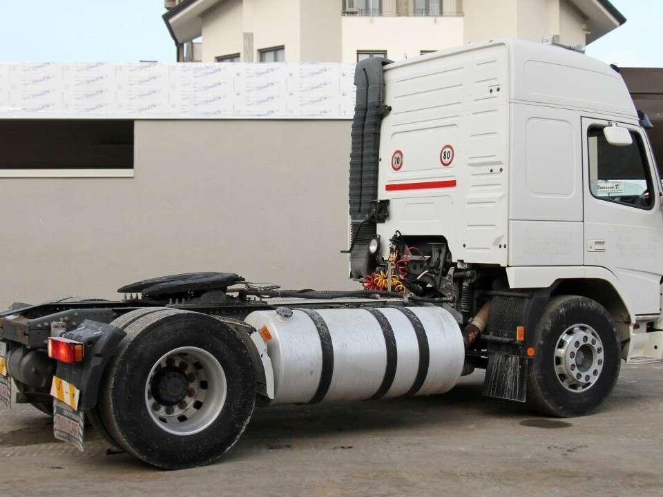 Volvo FM12 Photo 13