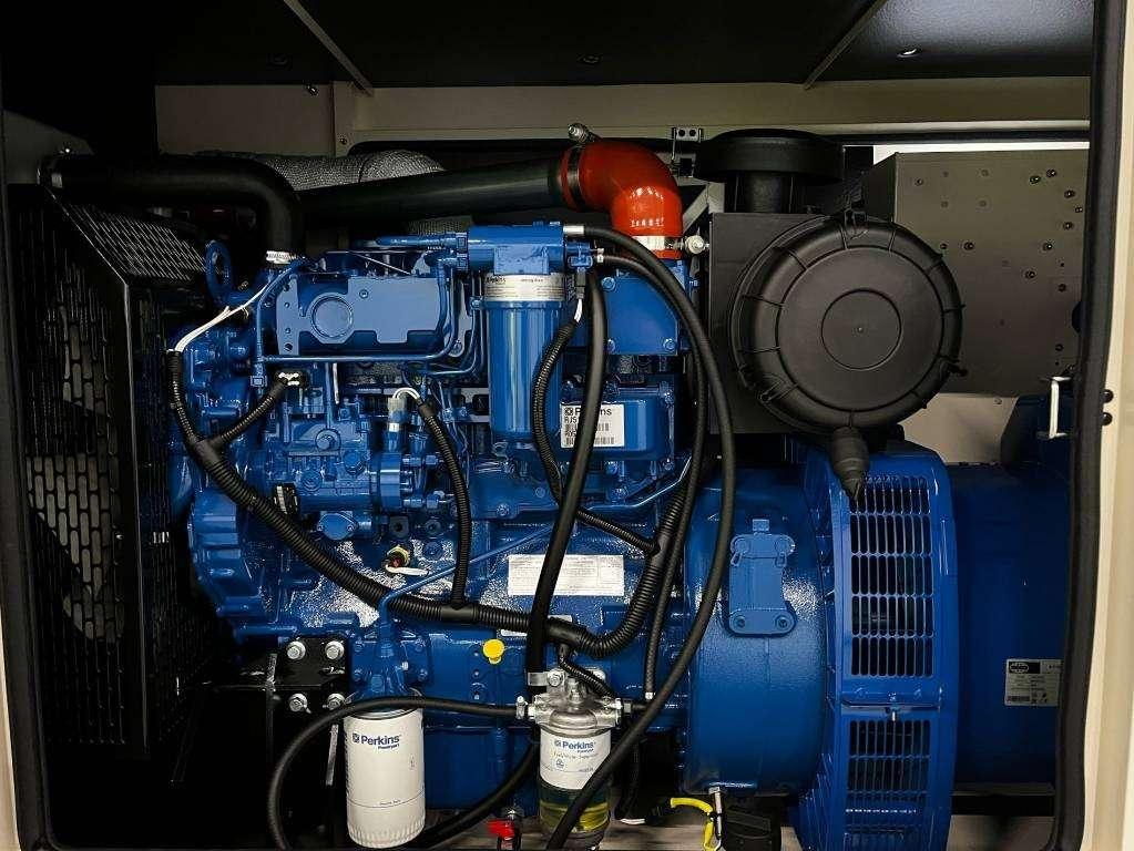 FG Wilson P110-3 - 110 kVA Genset - DPX-16008 Photo 8