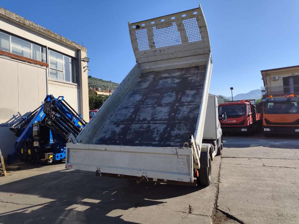 Iveco DAILY 35-150 Photo 20