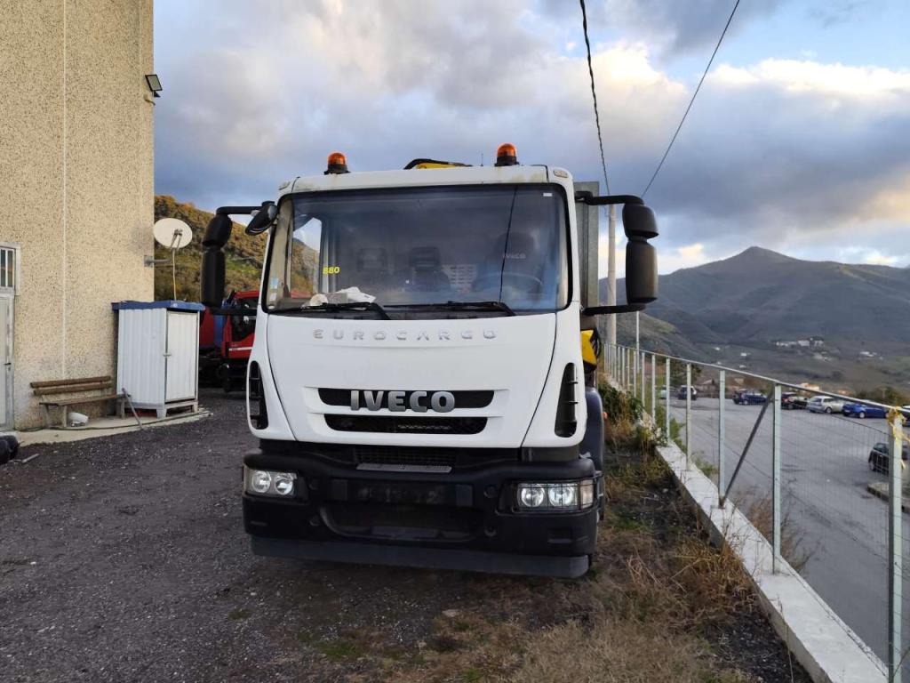 Iveco EUROCARGO 180E25K Photo 22