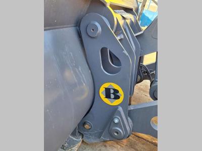Volvo hydraulic attachment bracket 85347 Photo 1