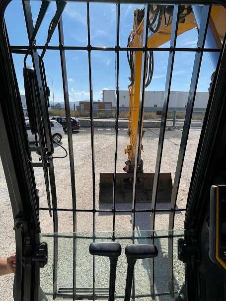 JCB JS235HD Photo 6