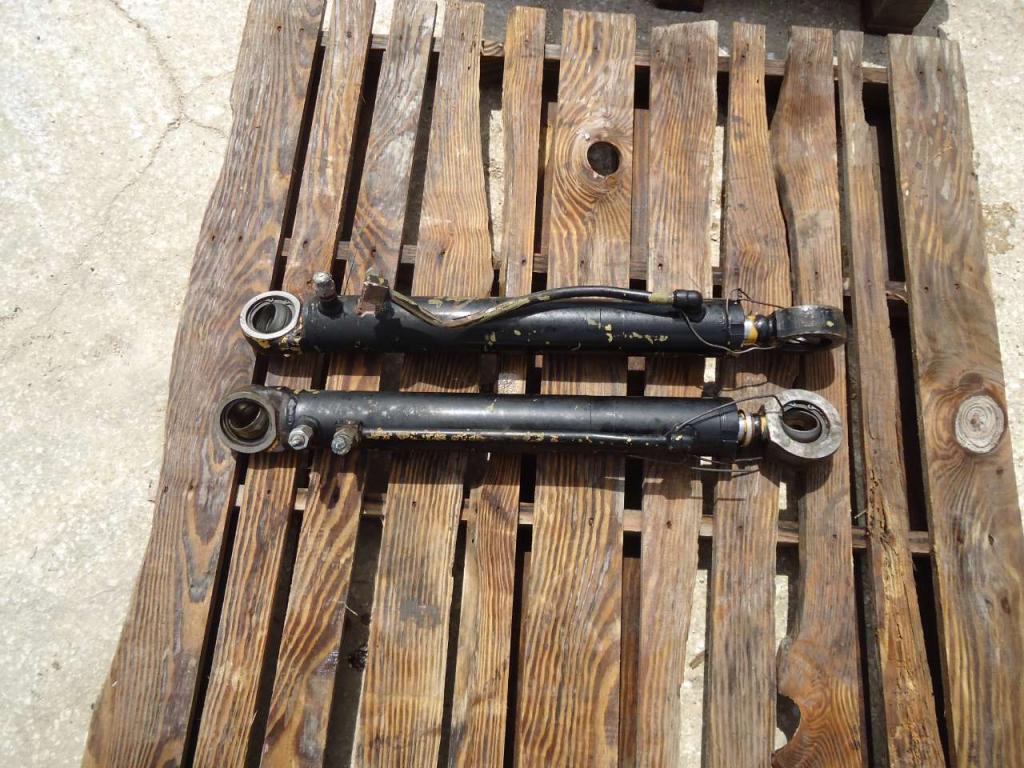Steering piston for Fiat Hitachi W130-130PL Photo 1