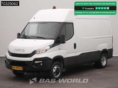 Iveco Daily 35C14 Luchtvering Euro6 Trekhaak Dubbellucht Airco L2H2 L2 3520 Airco Cruise control sold by BAS World B.V.