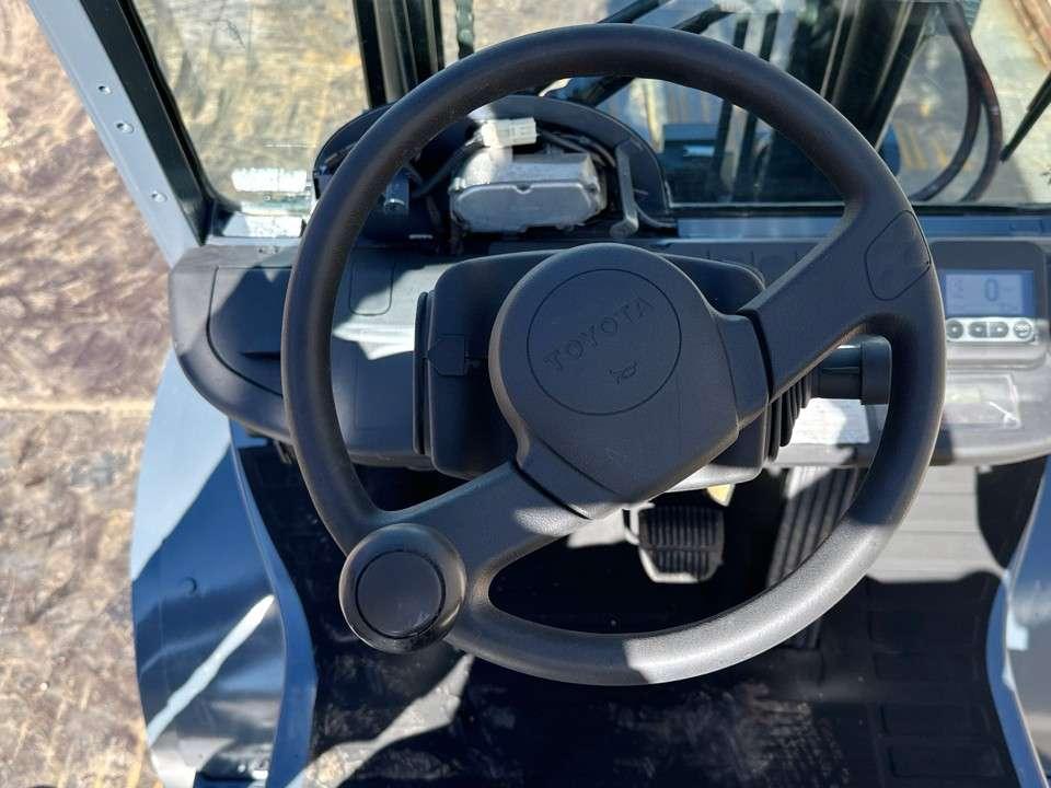 Toyota 02-8FDF30 Photo 11