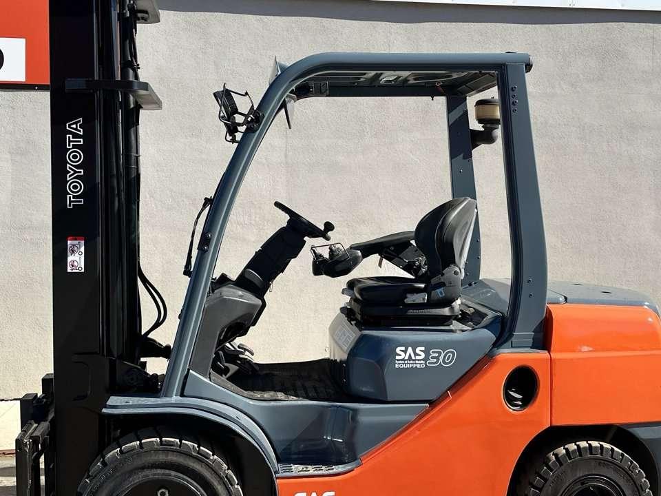 Toyota 02-8FDF30 Photo 8