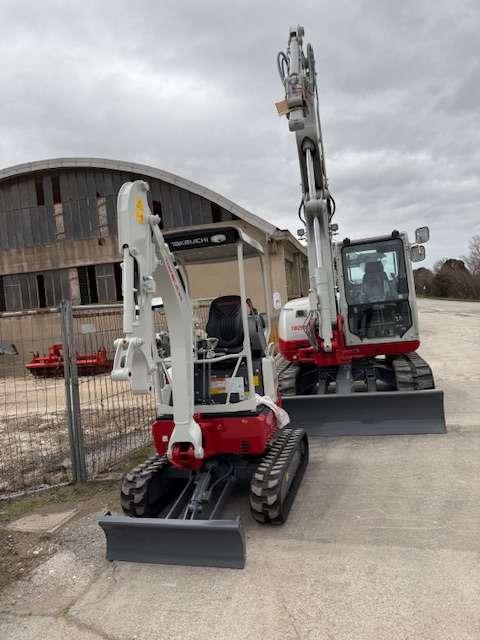 Takeuchi TB290-1/2P E TB217R Photo 1