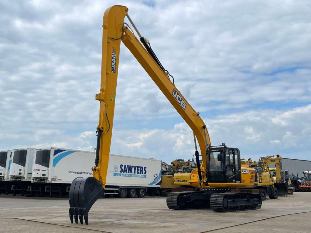 JCB 245 HD LR Photo 2
