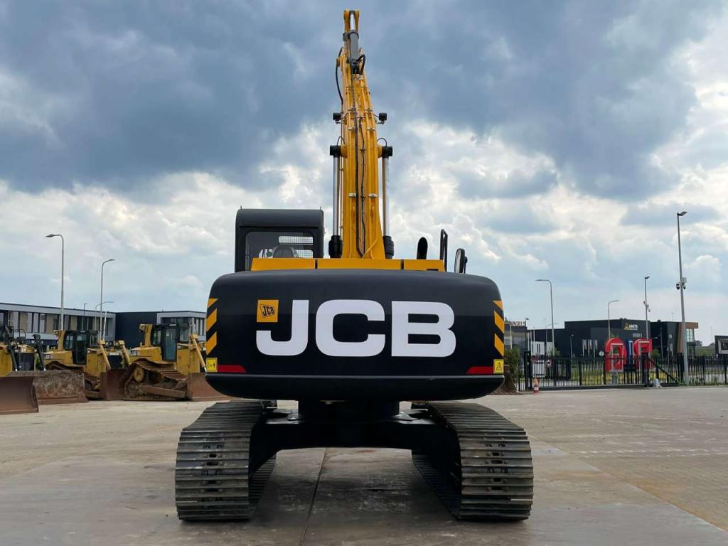 JCB 245 HD LR Photo 4