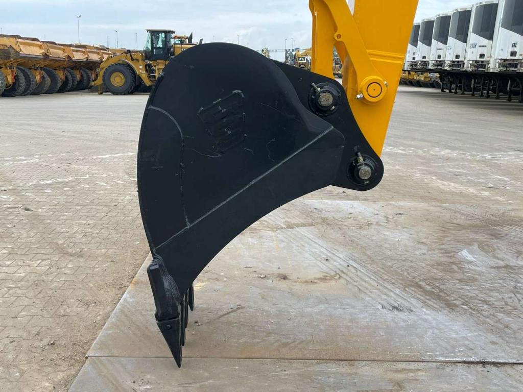 JCB 245 HD LR Photo 9