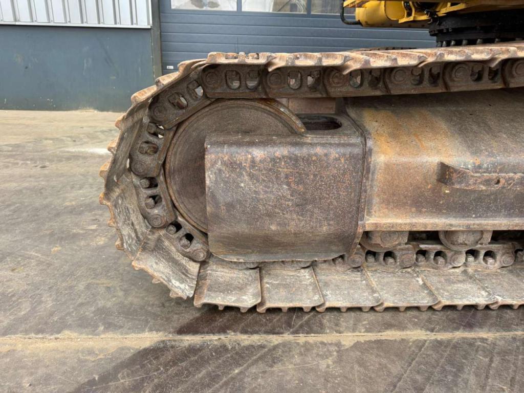 Caterpillar 320EL Photo 11