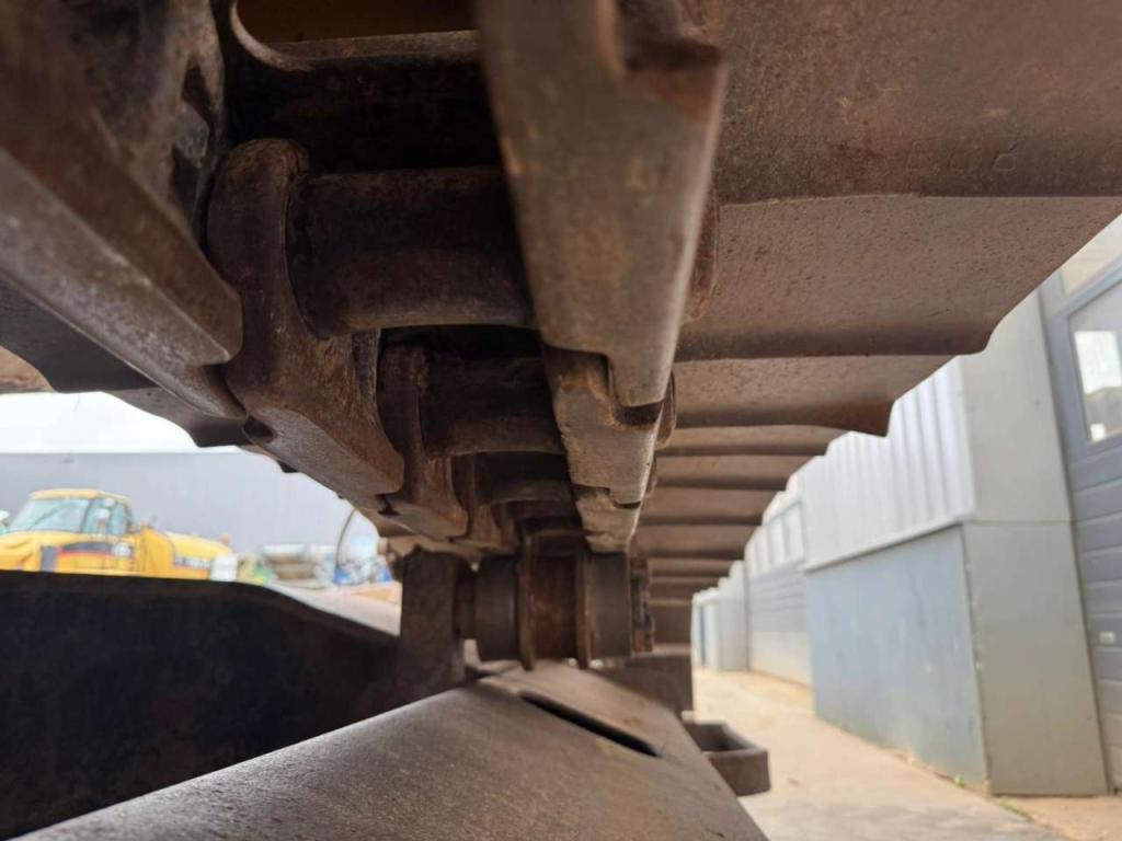Caterpillar 320EL Photo 16