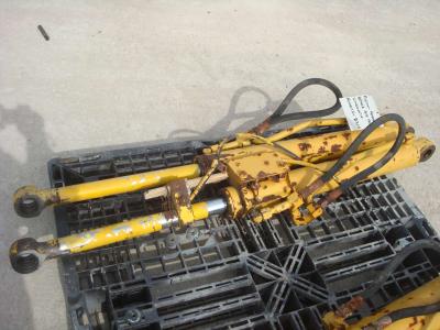 Bucket rotation piston for Komatsu D31S sold by OLM 90 Srl