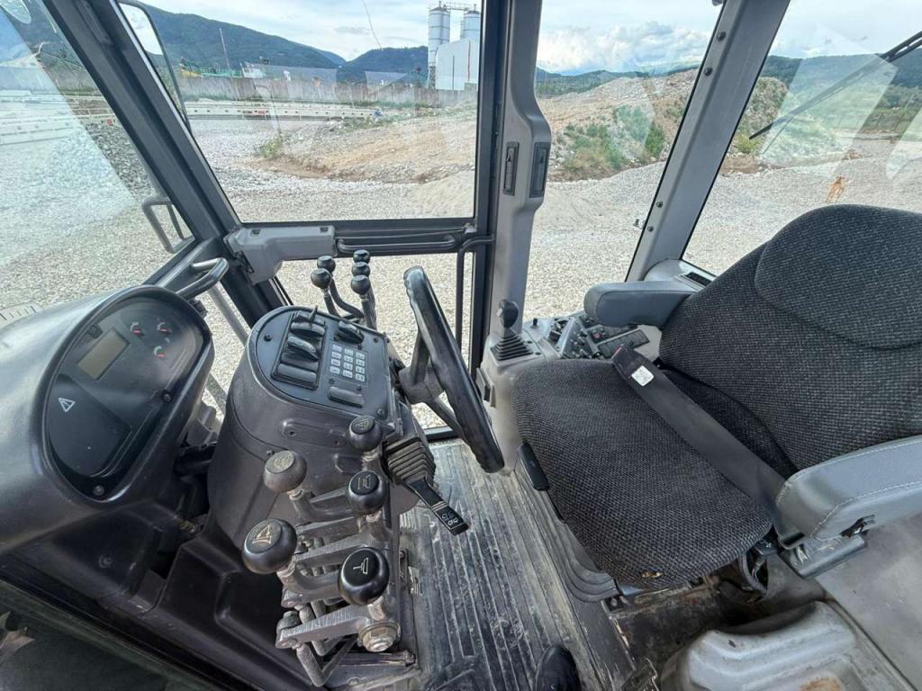 Volvo G940 Photo 13