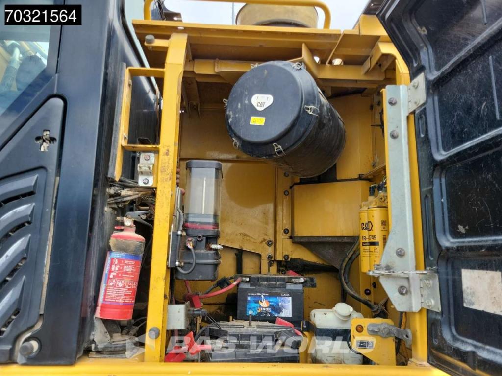Caterpillar 352 F Photo 19