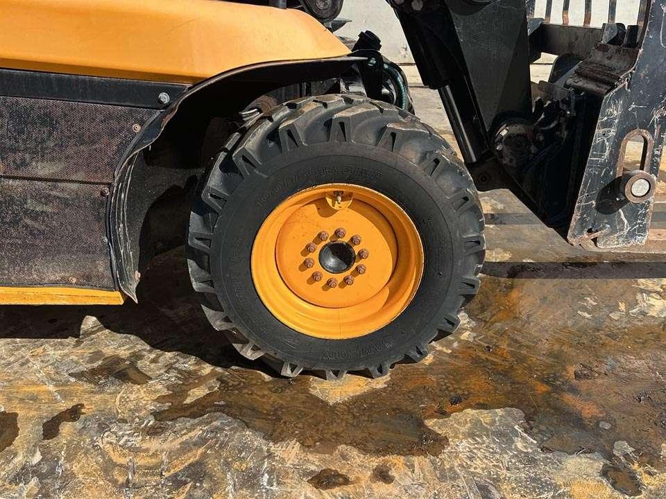 JCB 515-40 TH 4X4 Photo 6