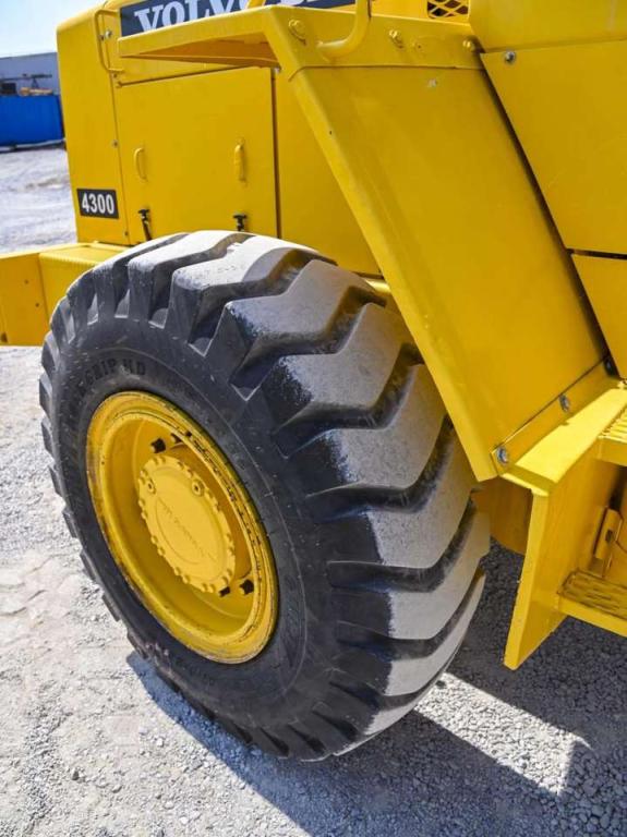 Volvo BM 4300 Photo 12