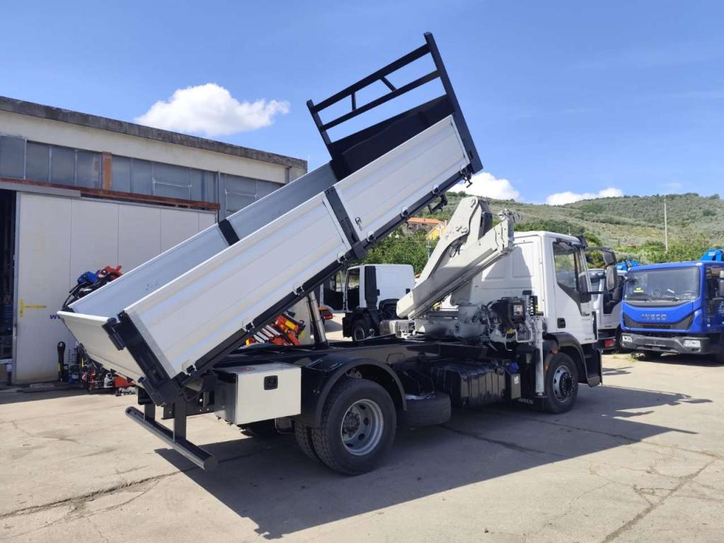 Iveco EUROCARGO 140-250 Photo 25