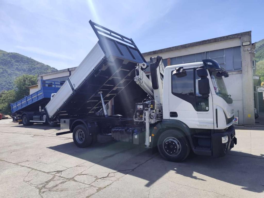 Iveco EUROCARGO 140-250 Photo 28