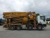 Iveco EUROTRAKKER 410E44H Photo 2 thumbnail