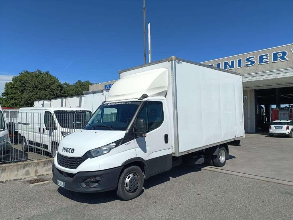 Iveco Daily Photo 4